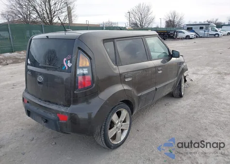 2010 Kia Soul ! from USA, damaged, VIN KNDJT2A21A7045044